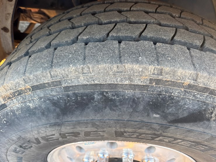 2006-peterbilt-357-image-60