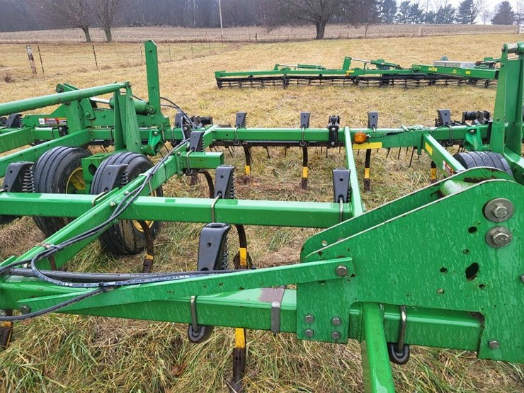 john-deere-2200-image-39