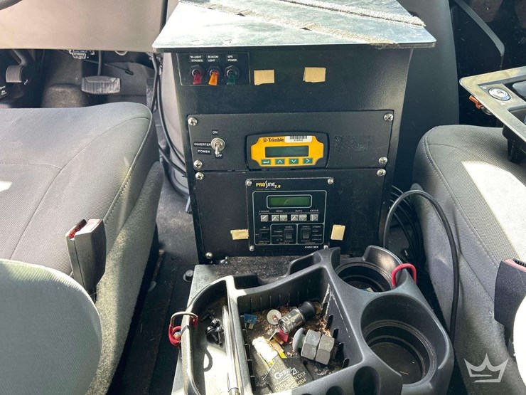 2006-ford-cargo-image-17