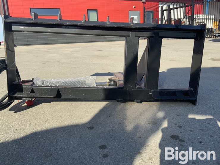 2025-giyi-tp25-skid-steer-post/tree-puller-image-10