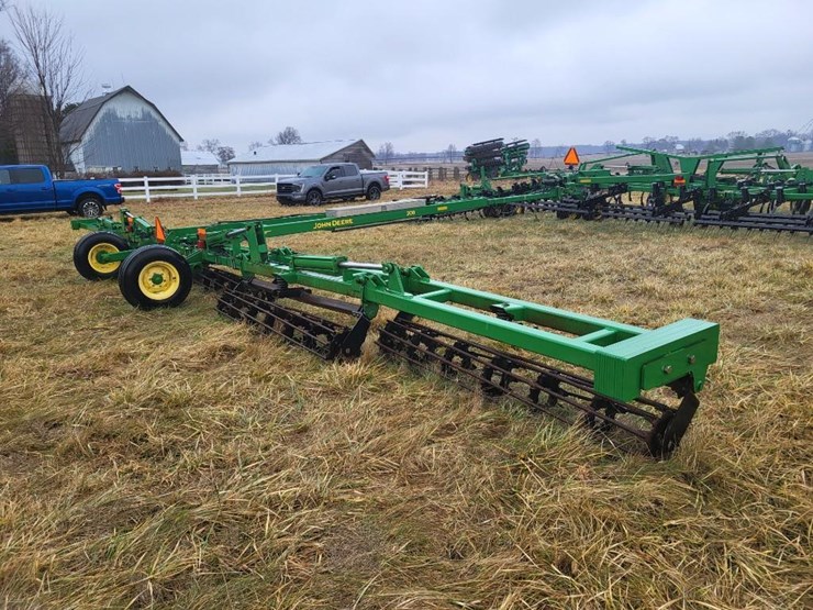 200-john-deere-200-image-3