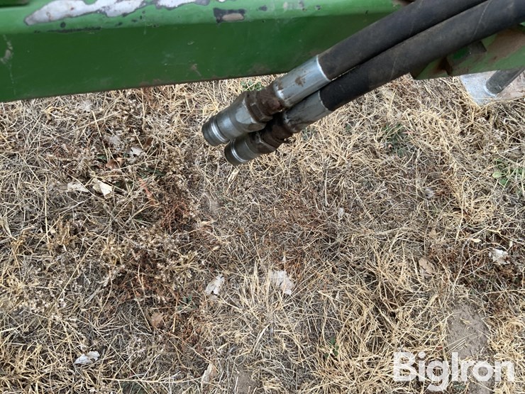 john-deere-8300-image-19