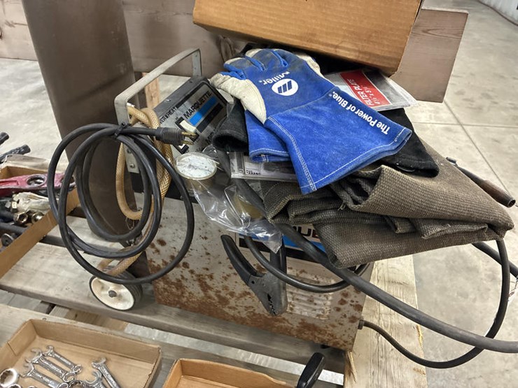 #115312-•-marquette-wire-welder-image-3