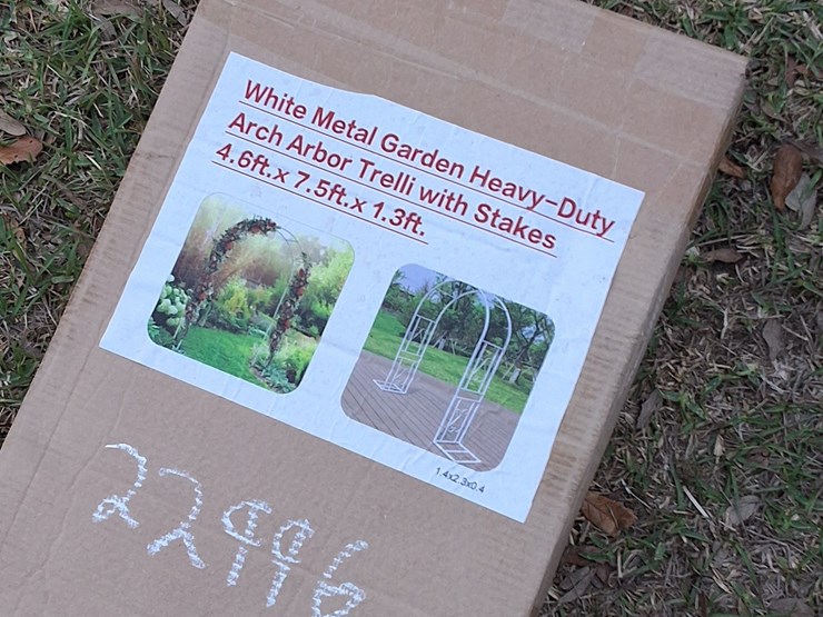 #319-•-garden-arch-trellis,-unused-image-1