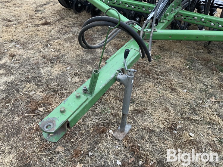 john-deere-8300-image-17