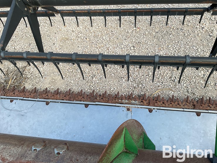 2004-john-deere-630-image-19