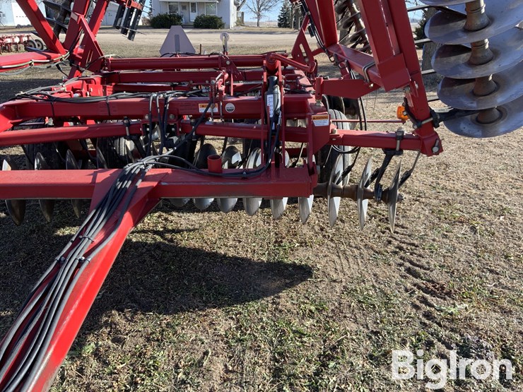 case-ih-3950-image-9