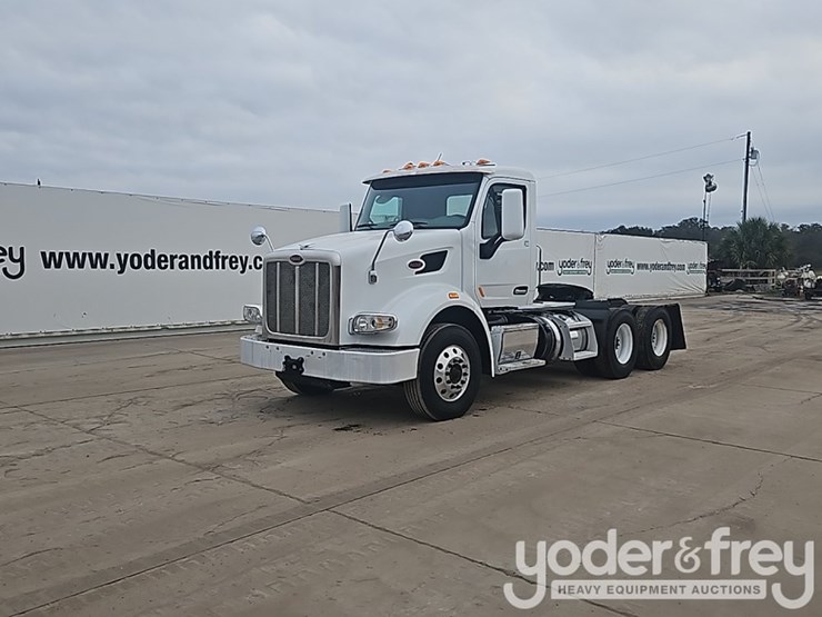 2020-peterbilt-567-image-2