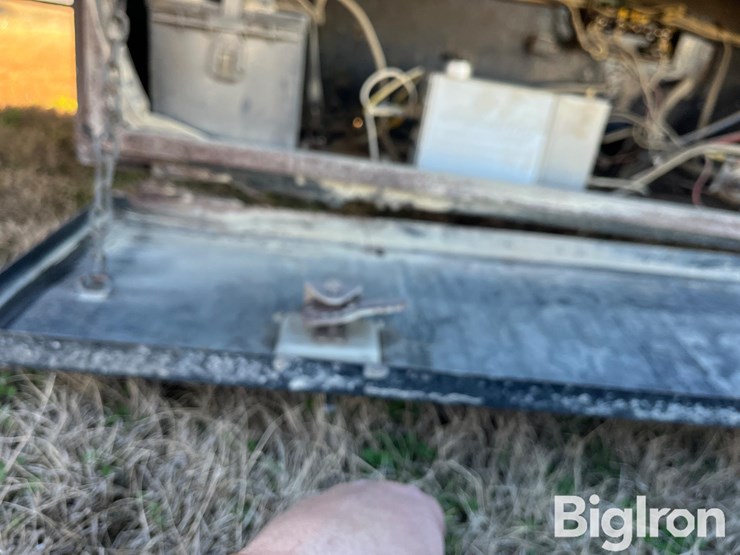 2016-loadking-t/a-flatbed-trailer-image-11