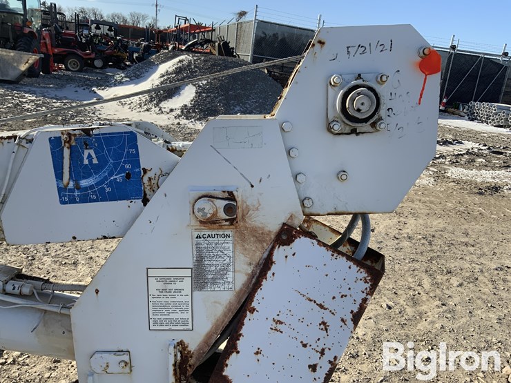 truck-mounted-8008#-auto-crane-image-10