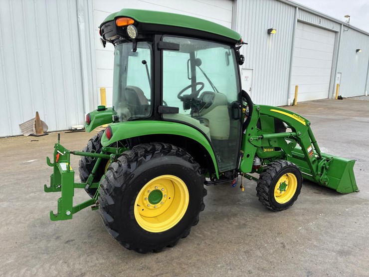 john-deere-3033r-image-4