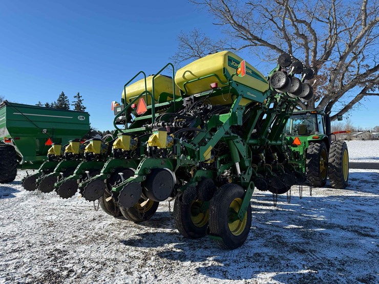 john-deere-1790-ccs-image-4