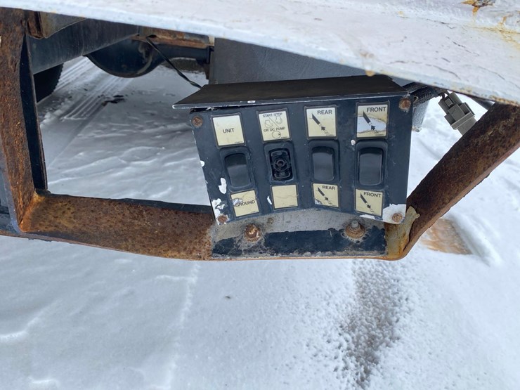 2015-ford-f750-image-51