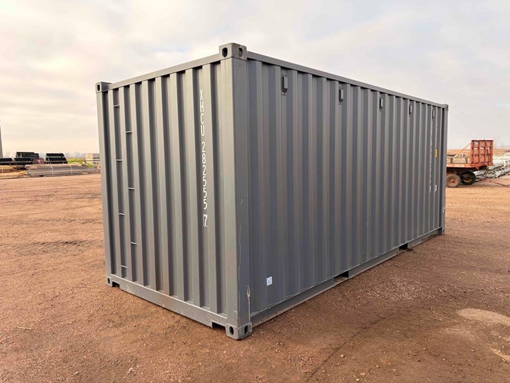 2025-shipping-container-image-3