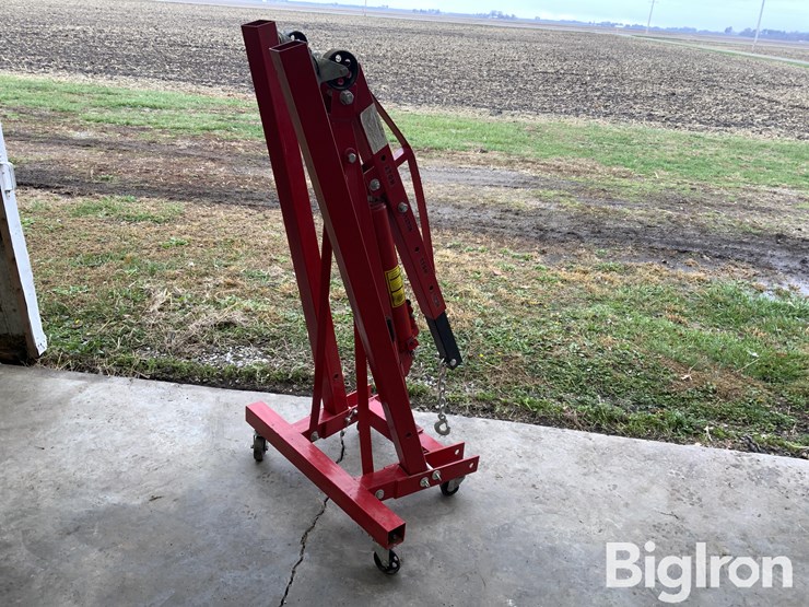 grand-rapids-industrial-product-2-ton-portable-folding-cherry-picker-image-5