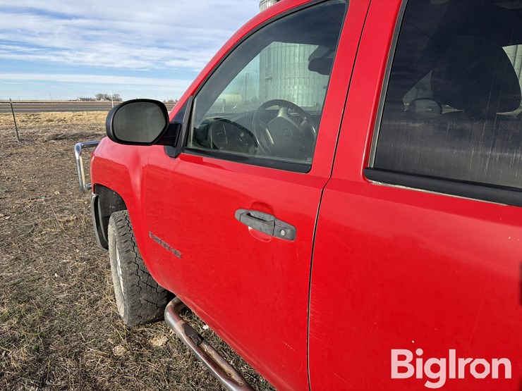 2007-chevrolet-silverado-2500-image-16