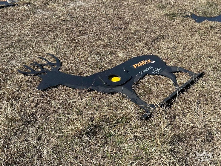 2025-pabreak-buck-silhouette-shooting-target-image-3