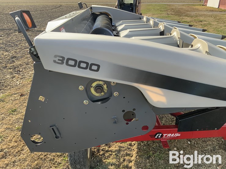 2010-gleaner-3000-image-10