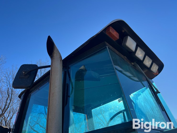 1995-white-6175-mfwd-tractor-image-11