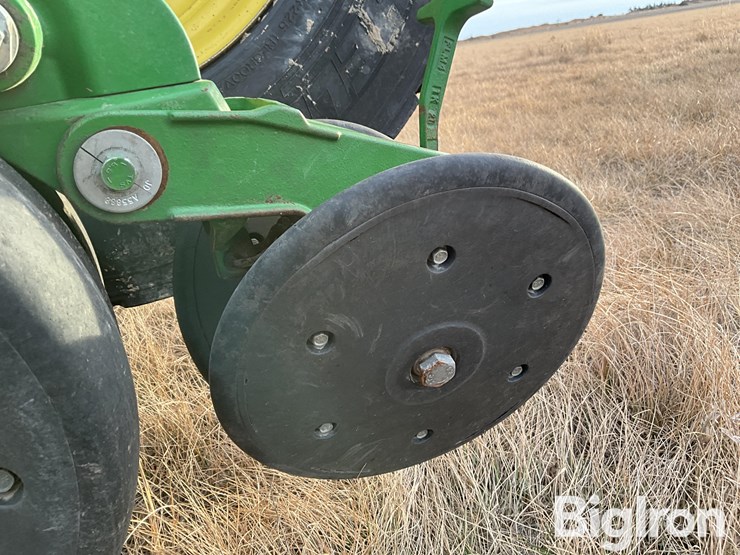 2005-john-deere-1770nt-ccs-image-15