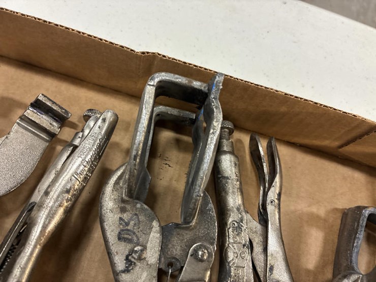 #115320-•-assorted-box-of-vice-grips-image-5