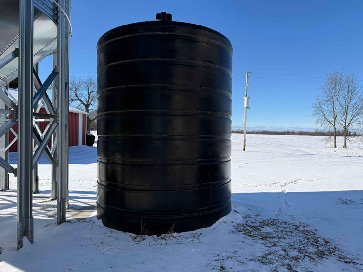 2021-5000-gal.-endura-poly-tank-image-5