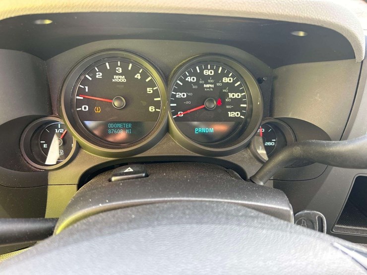 2013-chevrolet-silverado-1500-image-12