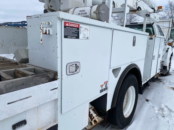 2015-ford-f750-image-27