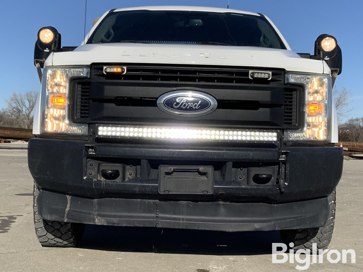 2017-ford-f350-xl-image-9