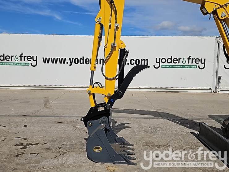 2024-komatsu-pc55mr-image-18