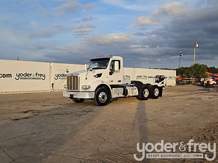 2020-peterbilt-567-image-2
