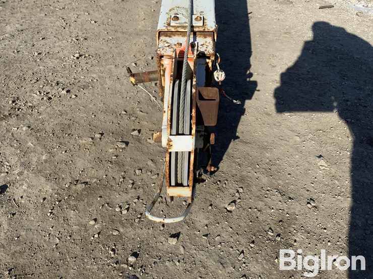 truck-mounted-8008#-auto-crane-image-15