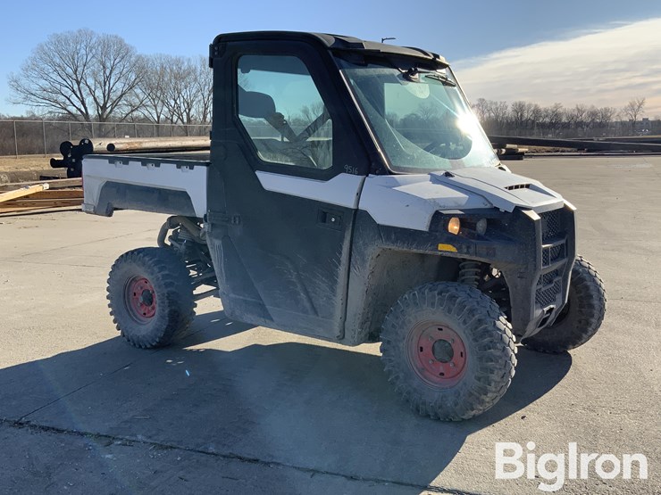 2020-bobcat-uv34-image-3