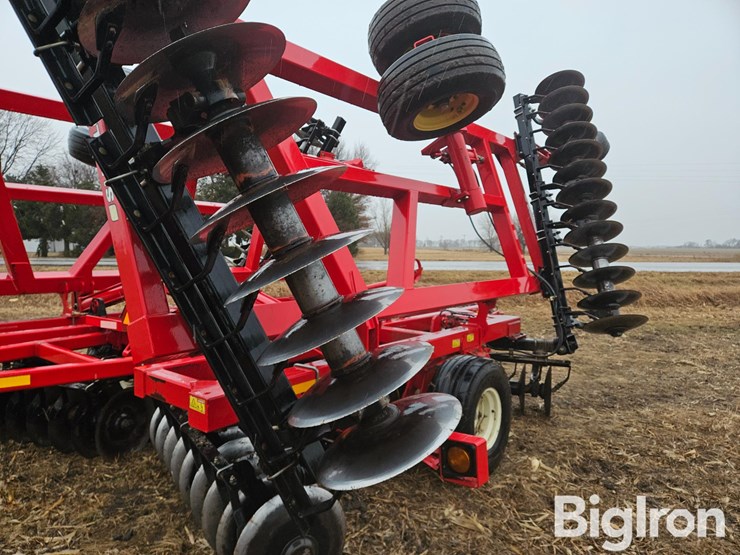 2013-sunflower-1435-image-18