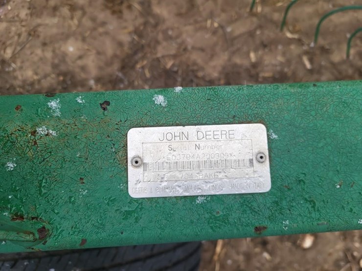 john-deere-704-image-21