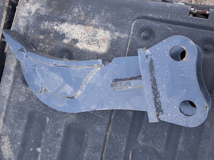#321-•-ripper-for-mini-excavator,-appears-unused-image-1