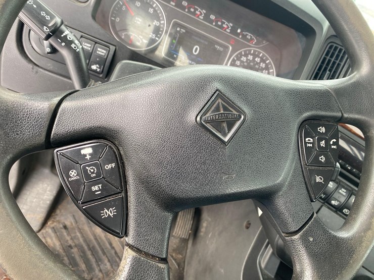 2020-case-ih-2020-image-38