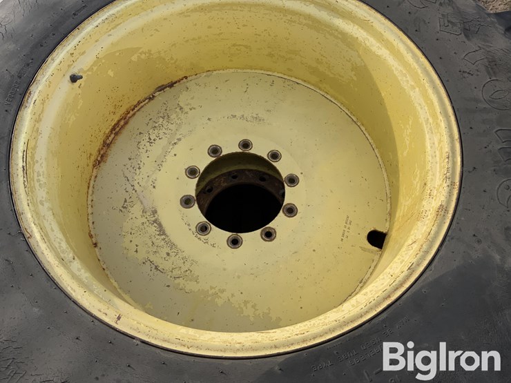 john-deere-10-image-13