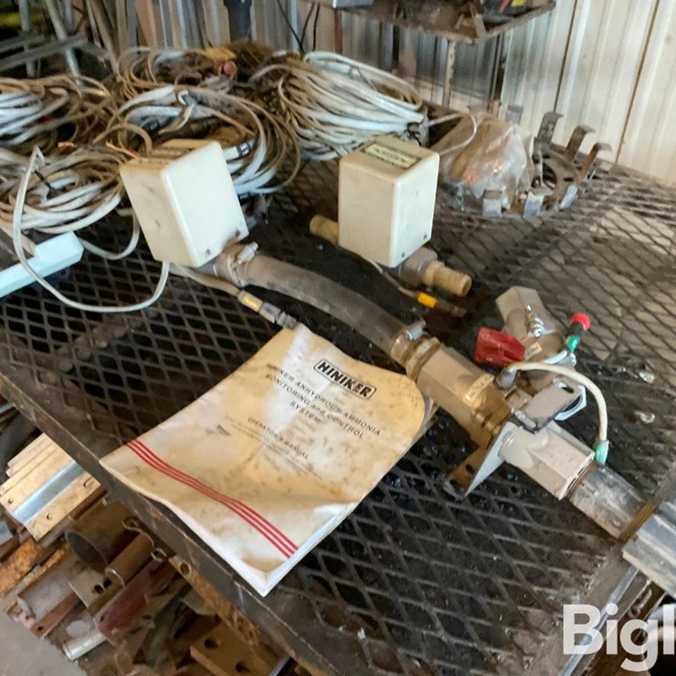 Hiniker NH-3/Sprayer Components