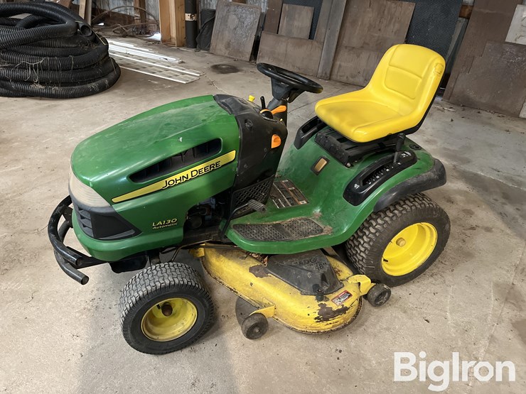 john-deere-la130-image-1