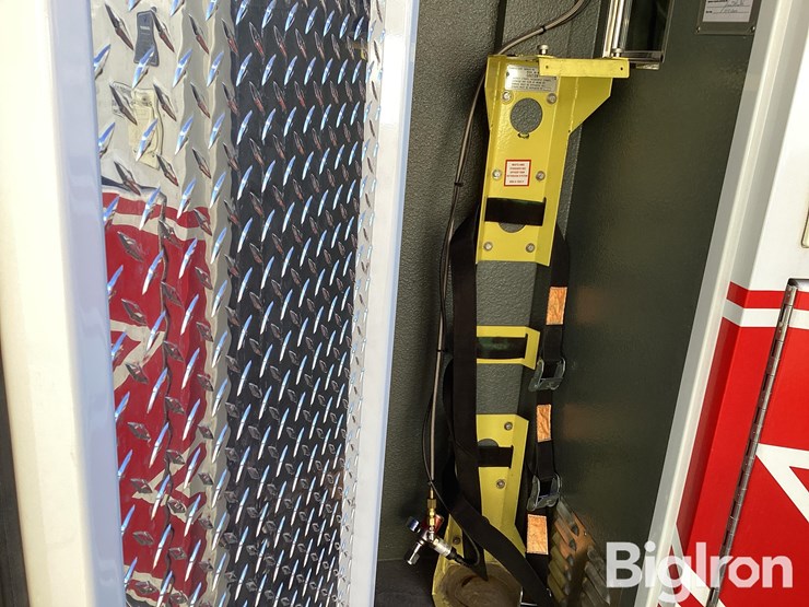 2010-ford-e450-image-12