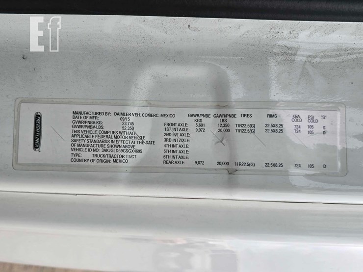 2016-freightliner-cascadia-125-image-27