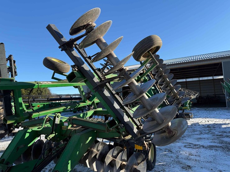 john-deere-630-image-12