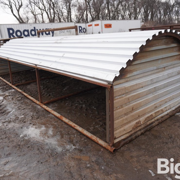 Wolles 24' Calf Shelter
