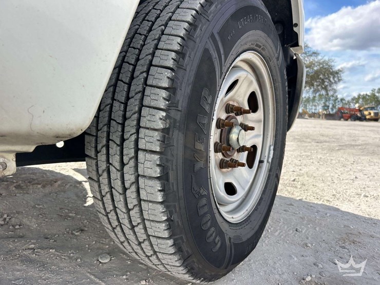 2015-ford-f350-image-26