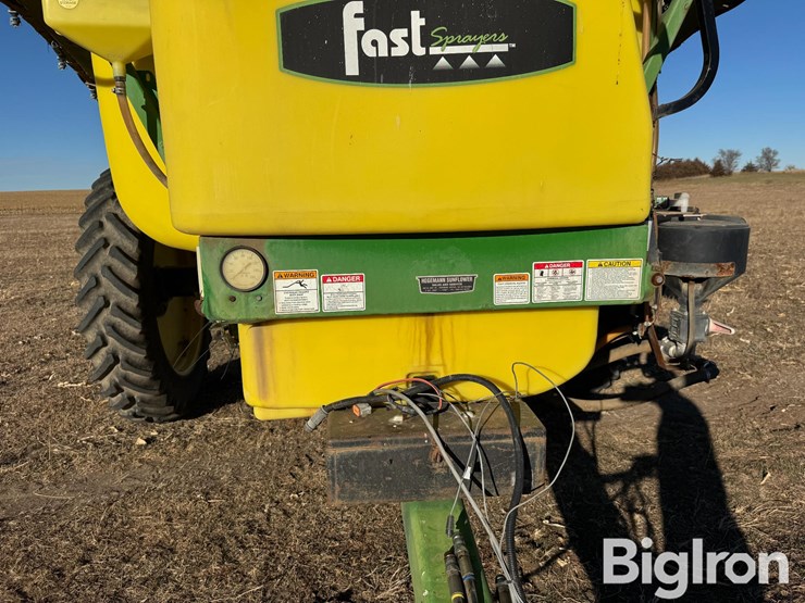 fast-1850-90'-pull-type-sprayer-image-9