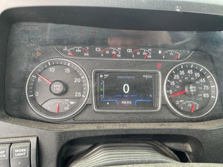 2020-case-ih-2020-image-34