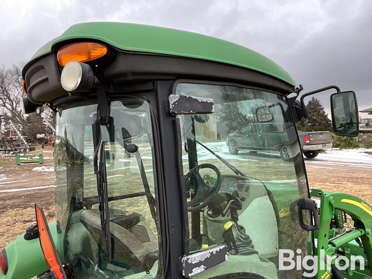 2011-john-deere-3720-image-12