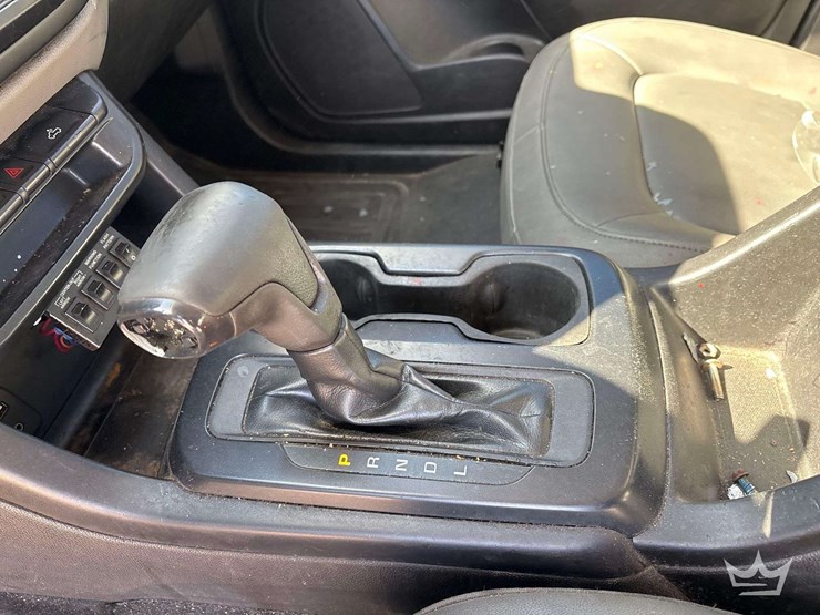 2017-chevrolet-colorado-image-23