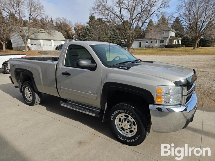 2007-chevrolet-silverado-2500-lt-image-3